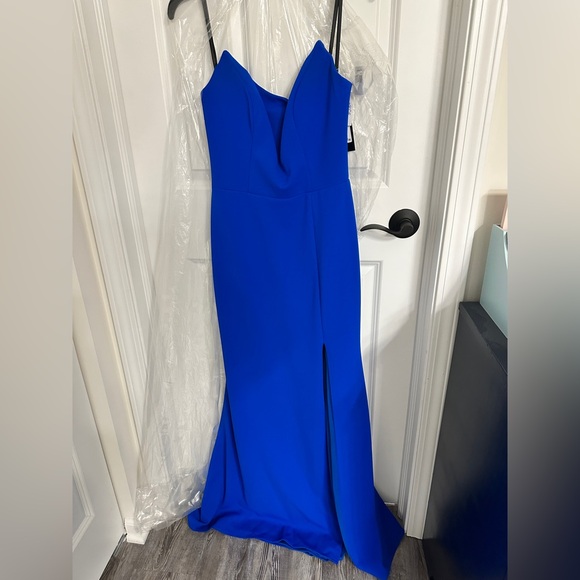 Betsy & Adam Dresses & Skirts - Betsy Adam stunning cobalt blue sweetheart neckline formal dress size 6